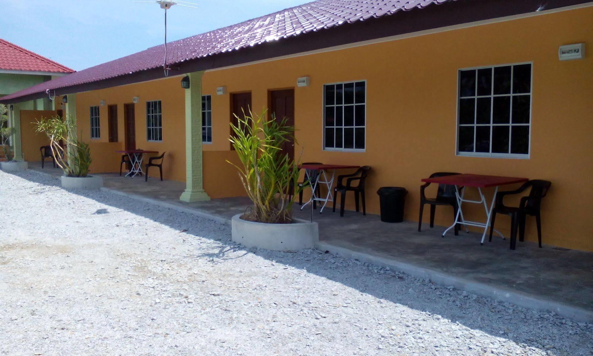 Tok Man Inn Langkawi Exterior photo